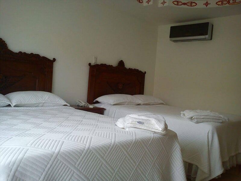 Hotel Misional Санта-Крус-де-ла-Сьерра Экстерьер фото